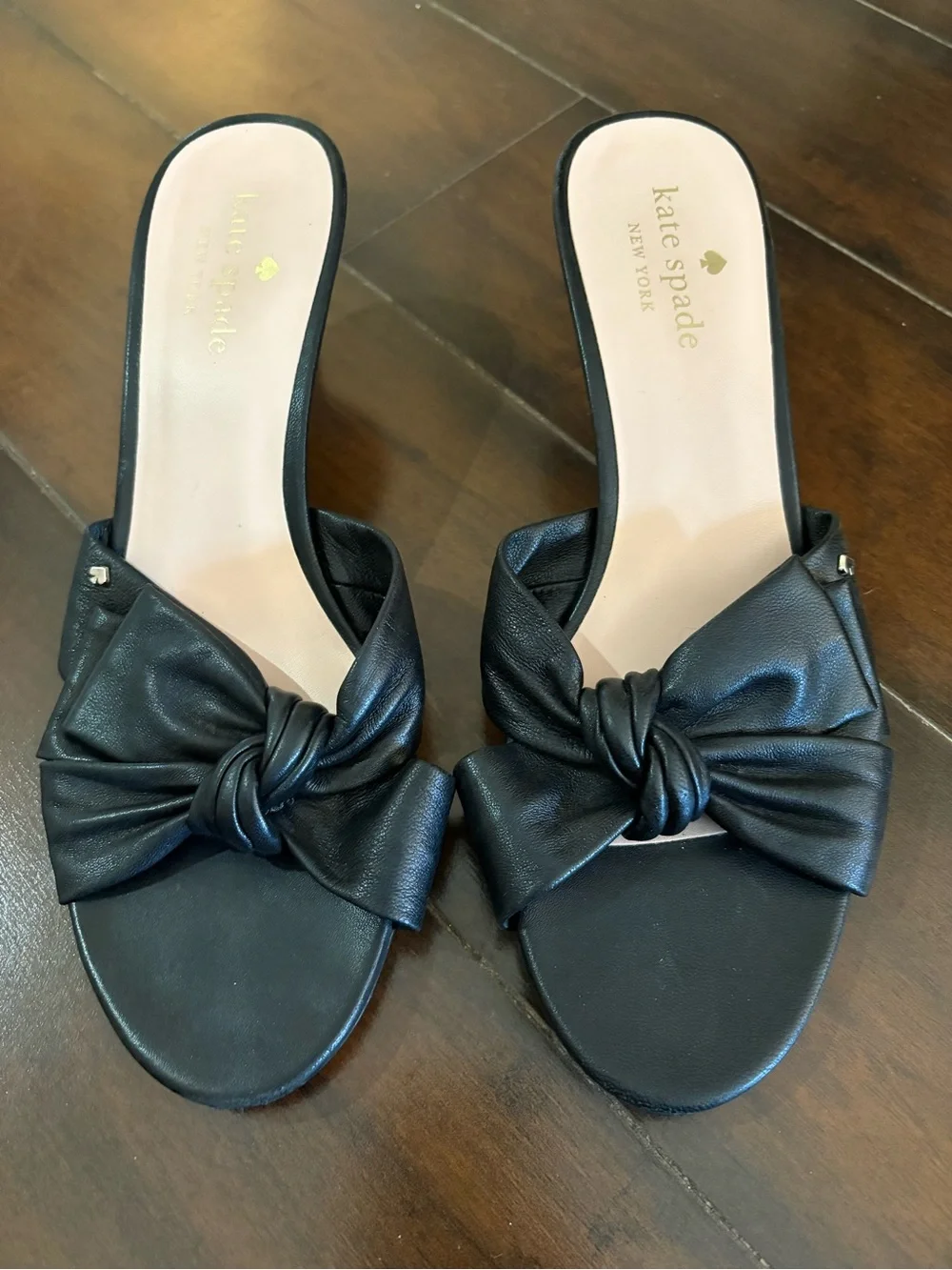 Kate Spade Samantha Abstract Leather Bow Kitten Heel Slide Sandal Size 8